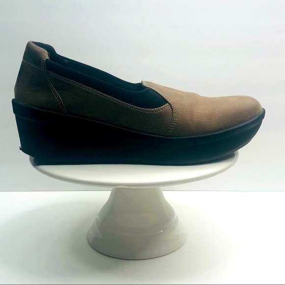 Clark Cloudstepper  Shoes #8.5 - Picture 1 of 10